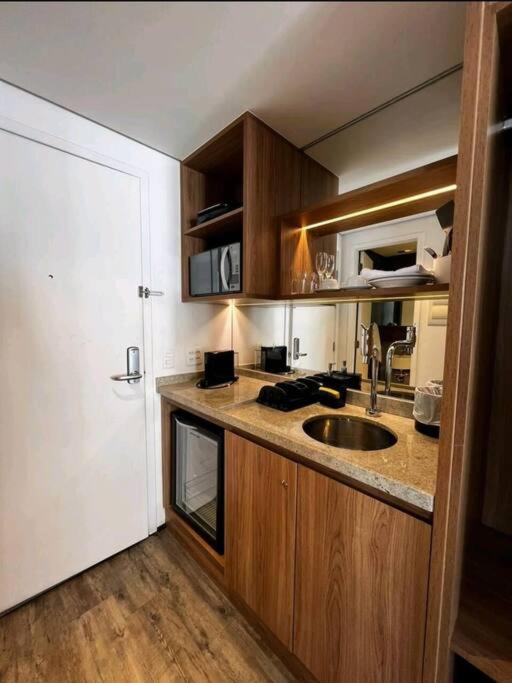 Apto Andar Alto, Consolacao, Coracao Sp, 1108 Apartamento *